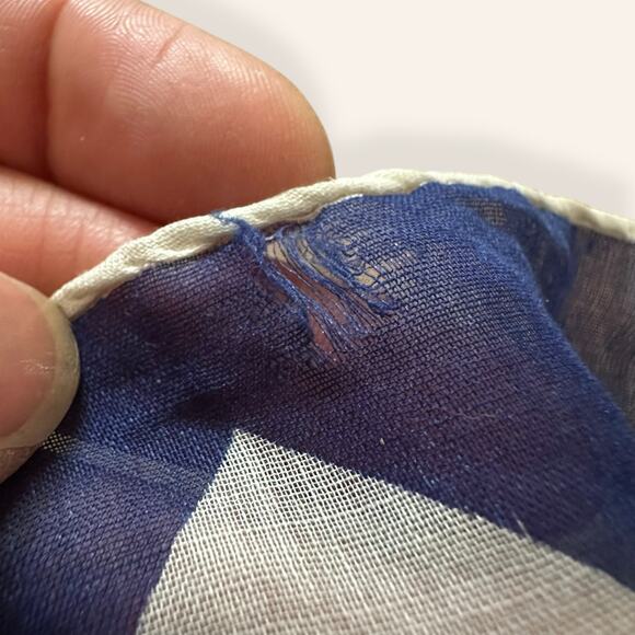 Vintage Brooke Cadwallader Silk Blue and White Square Scarf - Picture 6 of 8